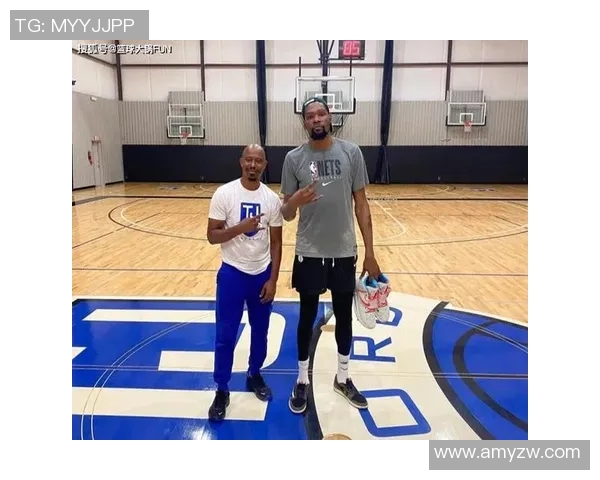 今日篮球盛宴国王对决快船谁能笑到最后引发球迷热议